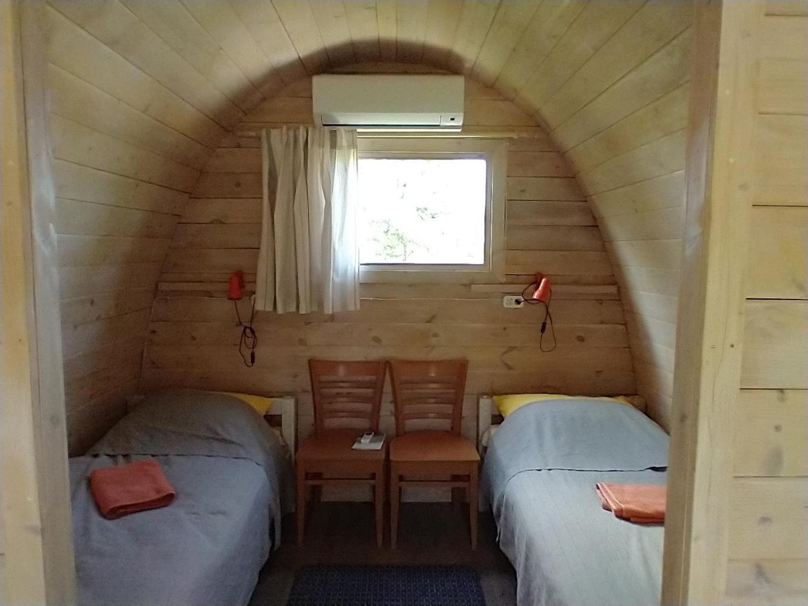 Lahemaa Kohvikann B & B, Caravan Park Palmse Quarto foto